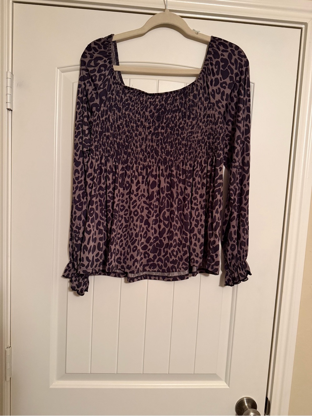 White Birch Leopard Print Smocked Puff Sleeve Peplum Top Size Medium